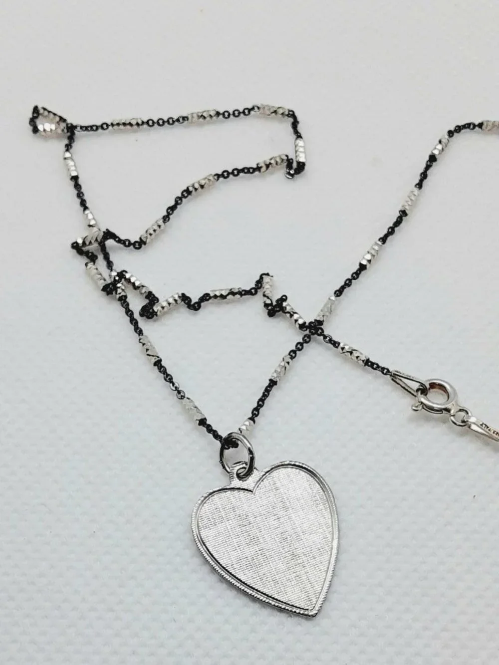 NEW 18 inch 925 silver oxidized fancy chain and textured heart pendant - Picture 2 of 11